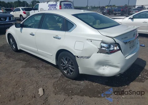 2015 Nissan Altima 2.5 S from USA, damaged, VIN 1N4AL3AP7FC486652